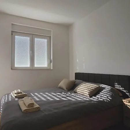Apartman Suton